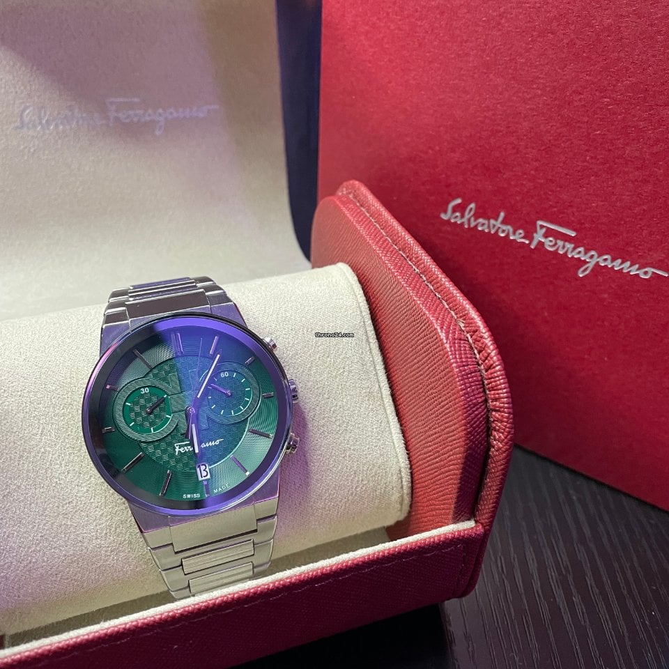 Salvatore Ferragamo Sapphire Chrono Green Dial Silver Steel Strap Watch for Men - SFME00421