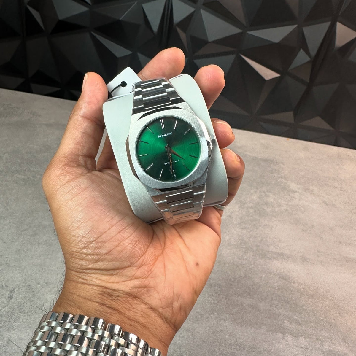 D1 Milano Ultra Thin Green Dial Silver Steel Strap Watch for Men - D1-UTBJ37