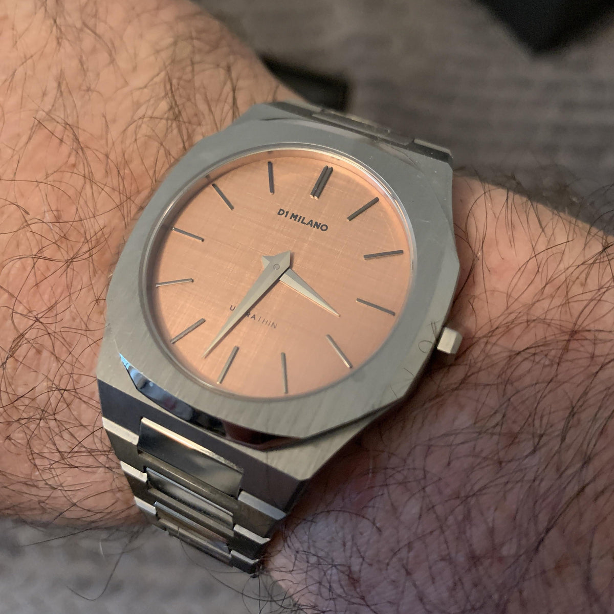 D1 Milano Ultra Thin Salmon Pink Dial Silver Steel Strap Watch for Men - D1-UTBJ26