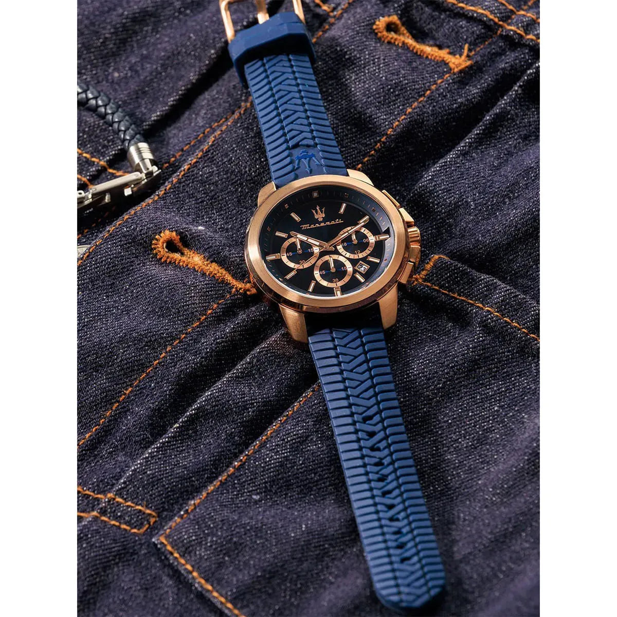 Maserati Successo Chronograph Blue Dial Blue Silicone Strap Watch for Men - R8871621034